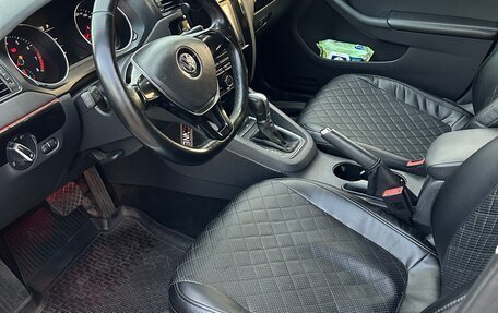 Volkswagen Jetta VI, 2016 год, 1 200 000 рублей, 8 фотография