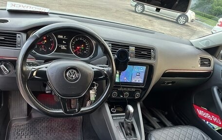 Volkswagen Jetta VI, 2016 год, 1 200 000 рублей, 7 фотография