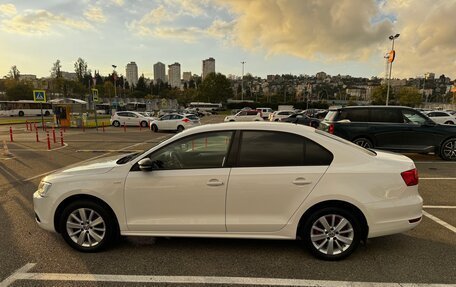 Volkswagen Jetta VI, 2013 год, 1 500 000 рублей, 11 фотография