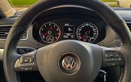 Volkswagen Jetta VI, 2013 год, 1 500 000 рублей, 22 фотография