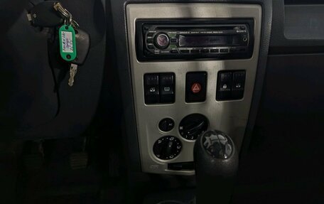 Renault Logan I, 2013 год, 237 000 рублей, 28 фотография