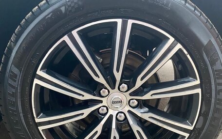 Volvo XC60 II, 2021 год, 4 350 000 рублей, 10 фотография