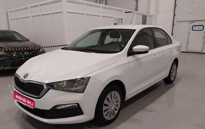 Skoda Rapid II, 2021 год, 1 590 000 рублей, 1 фотография