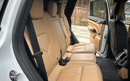 Porsche Cayenne III, 2014 год, 2 750 000 рублей, 33 фотография