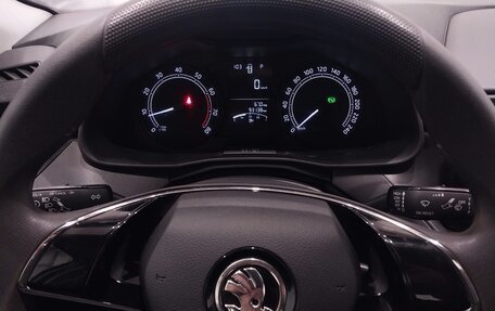 Skoda Rapid II, 2021 год, 1 590 000 рублей, 10 фотография