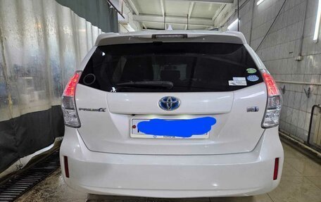 Toyota Prius Alpha I (ZVW40/41), 2012 год, 1 220 000 рублей, 5 фотография