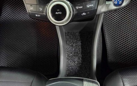 Toyota Prius Alpha I (ZVW40/41), 2012 год, 1 220 000 рублей, 19 фотография