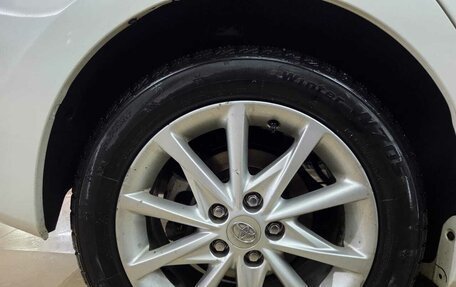 Toyota Prius Alpha I (ZVW40/41), 2012 год, 1 220 000 рублей, 23 фотография