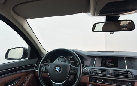 BMW 5 серия, 2014 год, 1 990 000 рублей, 13 фотография