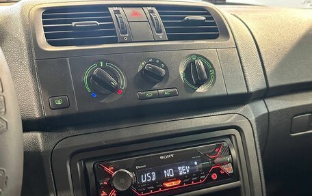 Skoda Fabia II, 2011 год, 610 000 рублей, 10 фотография