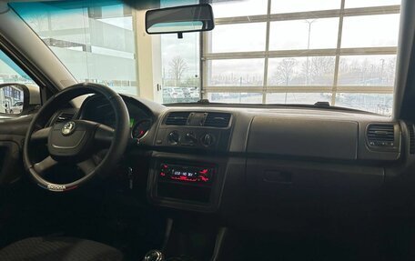 Skoda Fabia II, 2011 год, 610 000 рублей, 9 фотография