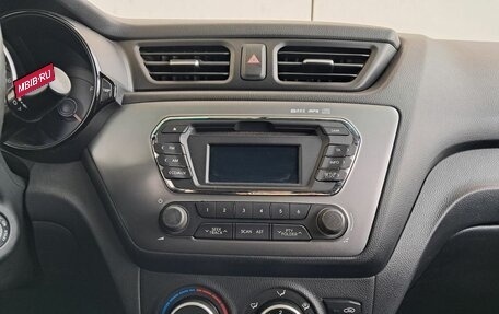 KIA Rio III рестайлинг, 2015 год, 740 000 рублей, 18 фотография