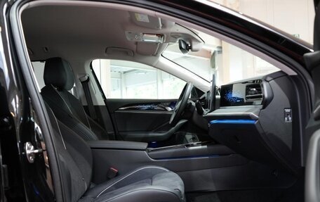 Volkswagen Passat, 2025 год, 4 700 000 рублей, 6 фотография