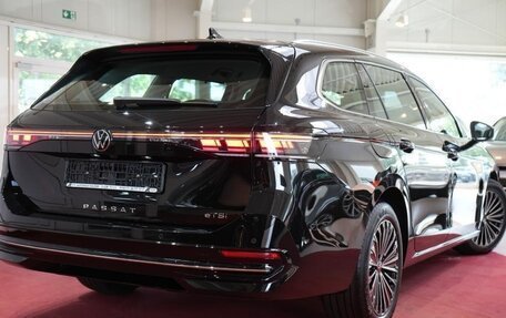 Volkswagen Passat, 2025 год, 4 700 000 рублей, 3 фотография