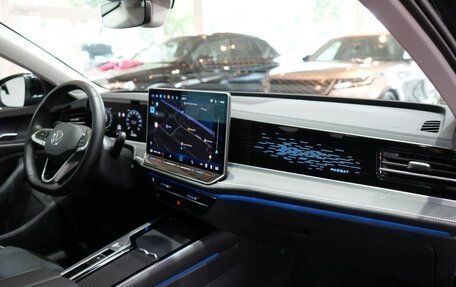 Volkswagen Passat, 2025 год, 4 700 000 рублей, 7 фотография