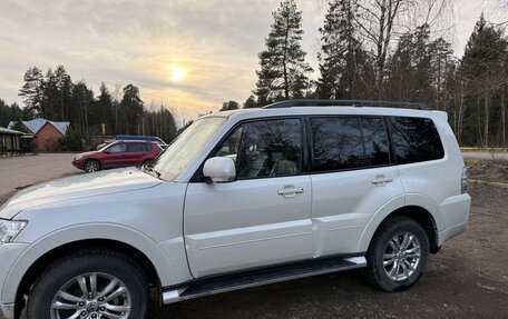 Mitsubishi Pajero IV, 2014 год, 3 000 000 рублей, 1 фотография
