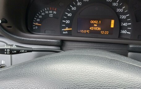 Mercedes-Benz C-Класс, 2002 год, 550 000 рублей, 1 фотография