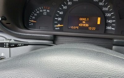 Mercedes-Benz C-Класс, 2002 год, 550 000 рублей, 1 фотография