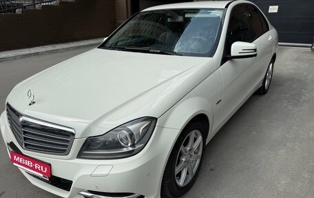 Mercedes-Benz C-Класс, 2011 год, 1 800 000 рублей, 5 фотография