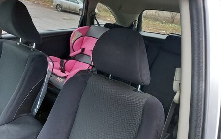 Honda Stream II, 2007 год, 900 000 рублей, 5 фотография