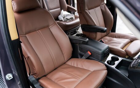 Hyundai Grand Starex Grand Starex I рестайлинг 2, 2019 год, 4 300 000 рублей, 18 фотография