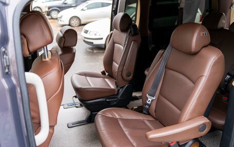 Hyundai Grand Starex Grand Starex I рестайлинг 2, 2019 год, 4 300 000 рублей, 14 фотография