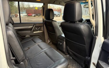 Mitsubishi Pajero IV, 2014 год, 3 000 000 рублей, 4 фотография