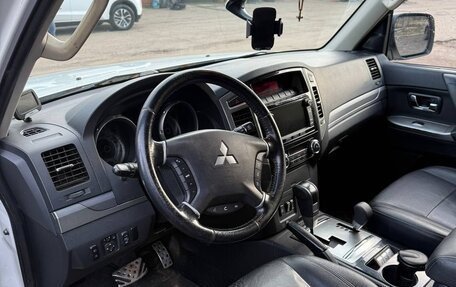 Mitsubishi Pajero IV, 2014 год, 3 000 000 рублей, 5 фотография
