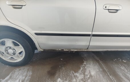 Mazda Familia, 1999 год, 200 000 рублей, 3 фотография