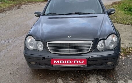Mercedes-Benz C-Класс, 2002 год, 550 000 рублей, 2 фотография