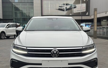 Volkswagen Bora, 2022 год, 1 890 000 рублей, 2 фотография