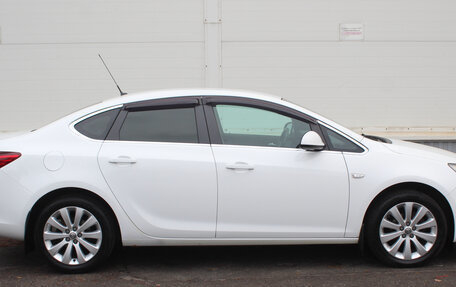 Opel Astra J, 2015 год, 965 000 рублей, 7 фотография