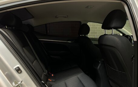 Hyundai Elantra VI рестайлинг, 2017 год, 1 370 000 рублей, 11 фотография