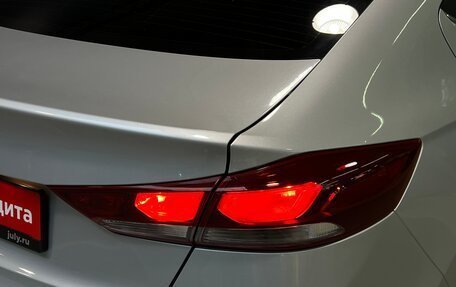 Hyundai Elantra VI рестайлинг, 2017 год, 1 370 000 рублей, 7 фотография