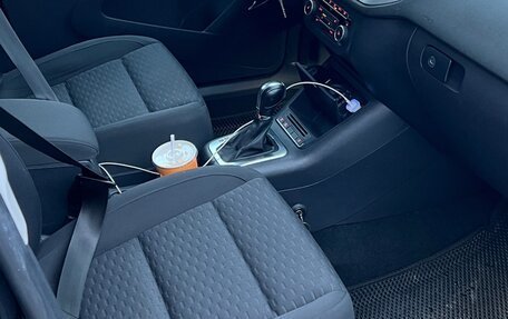 Volkswagen Tiguan I, 2011 год, 1 450 000 рублей, 6 фотография