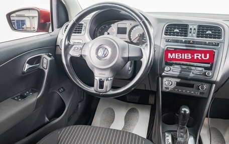 Volkswagen Polo VI (EU Market), 2012 год, 899 000 рублей, 17 фотография