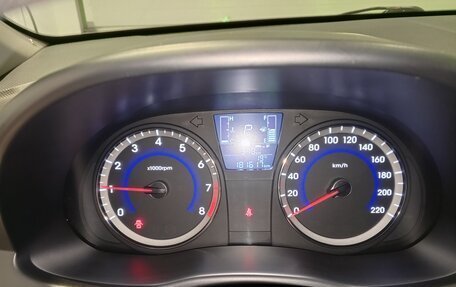 Hyundai Solaris II рестайлинг, 2015 год, 749 000 рублей, 7 фотография