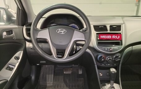 Hyundai Solaris II рестайлинг, 2015 год, 749 000 рублей, 9 фотография