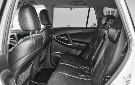 Toyota RAV4, 2011 год, 1 490 000 рублей, 24 фотография