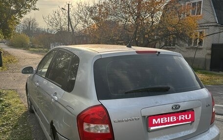 KIA Cerato I, 2005 год, 188 000 рублей, 2 фотография