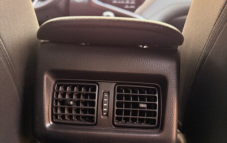 Toyota Camry, 2018 год, 2 600 000 рублей, 15 фотография