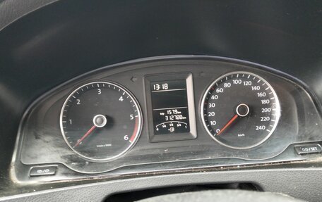 Volkswagen Caravelle T5, 2013 год, 1 650 000 рублей, 7 фотография