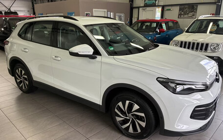 Volkswagen Tiguan, 2024 год, 4 801 001 рублей, 6 фотография