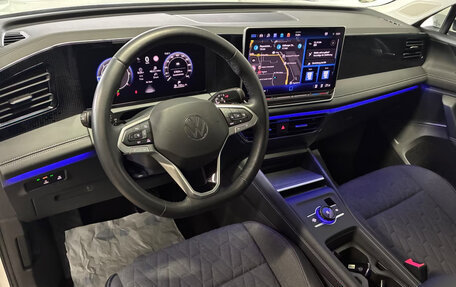 Volkswagen Tiguan, 2024 год, 4 801 001 рублей, 14 фотография