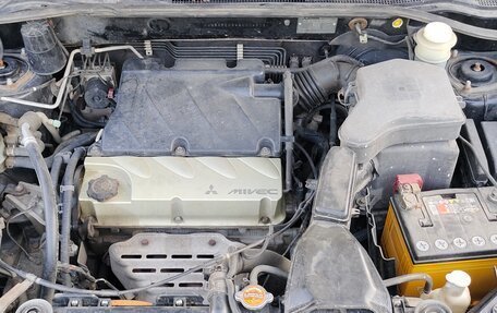 Mitsubishi Outlander III рестайлинг 3, 2006 год, 320 000 рублей, 11 фотография