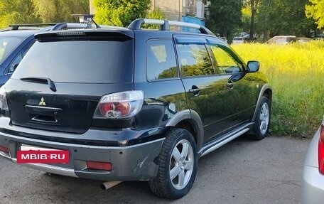 Mitsubishi Outlander III рестайлинг 3, 2006 год, 320 000 рублей, 15 фотография