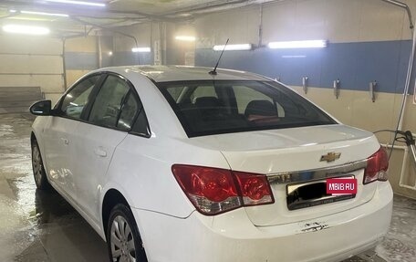 Chevrolet Cruze II, 2011 год, 620 000 рублей, 4 фотография