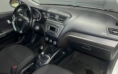 KIA Rio III рестайлинг, 2015 год, 999 000 рублей, 11 фотография