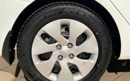 KIA Rio III рестайлинг, 2015 год, 999 000 рублей, 19 фотография