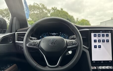 Volkswagen Amarok, 2025 год, 8 900 000 рублей, 10 фотография